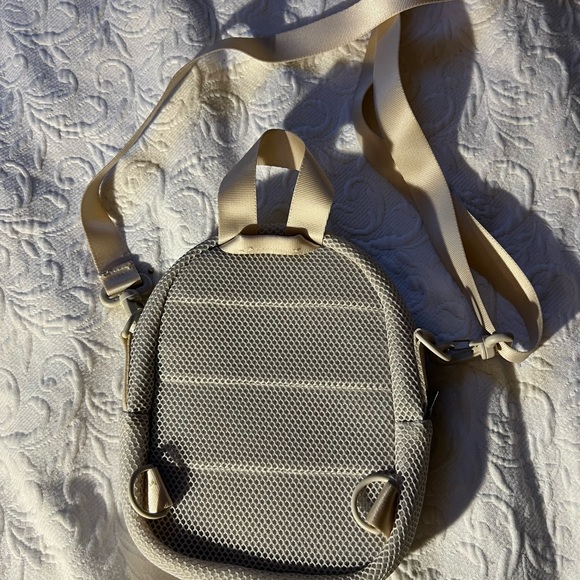 NEW Adidas Beige Women's Airmesh Mini Backpack Crossbody - Picture 2 of 2
